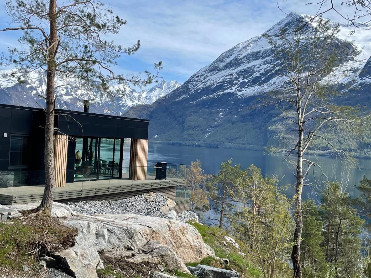Villa Kristina / Andalsnes Torvik Εξωτερικό φωτογραφία