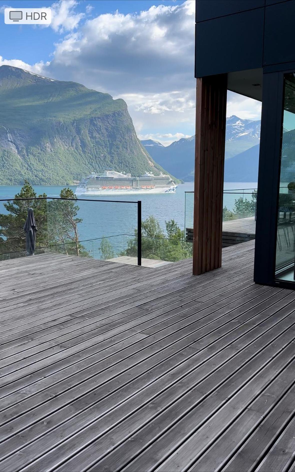 Villa Kristina / Andalsnes Torvik Εξωτερικό φωτογραφία