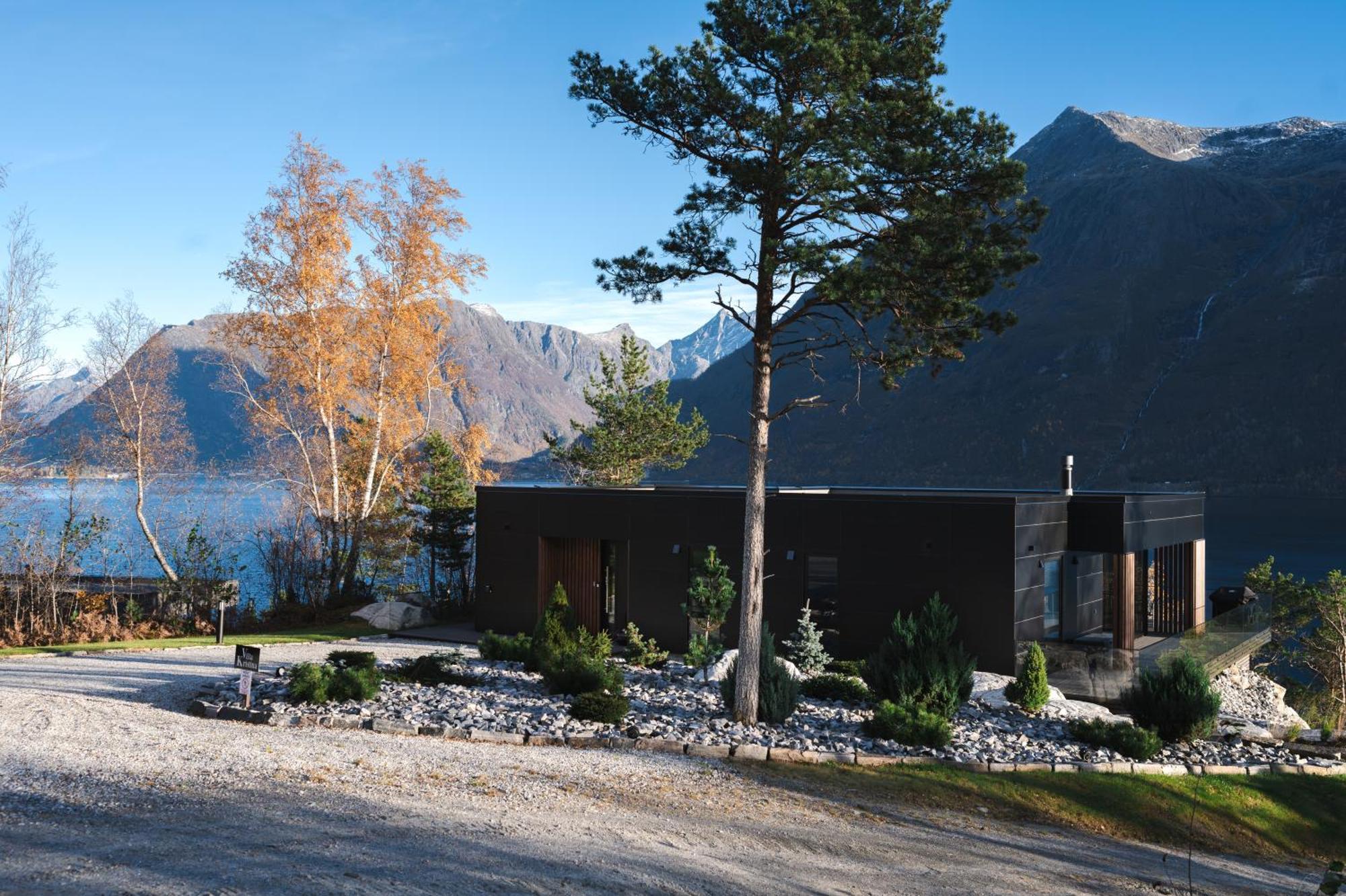 Villa Kristina / Andalsnes Torvik Εξωτερικό φωτογραφία