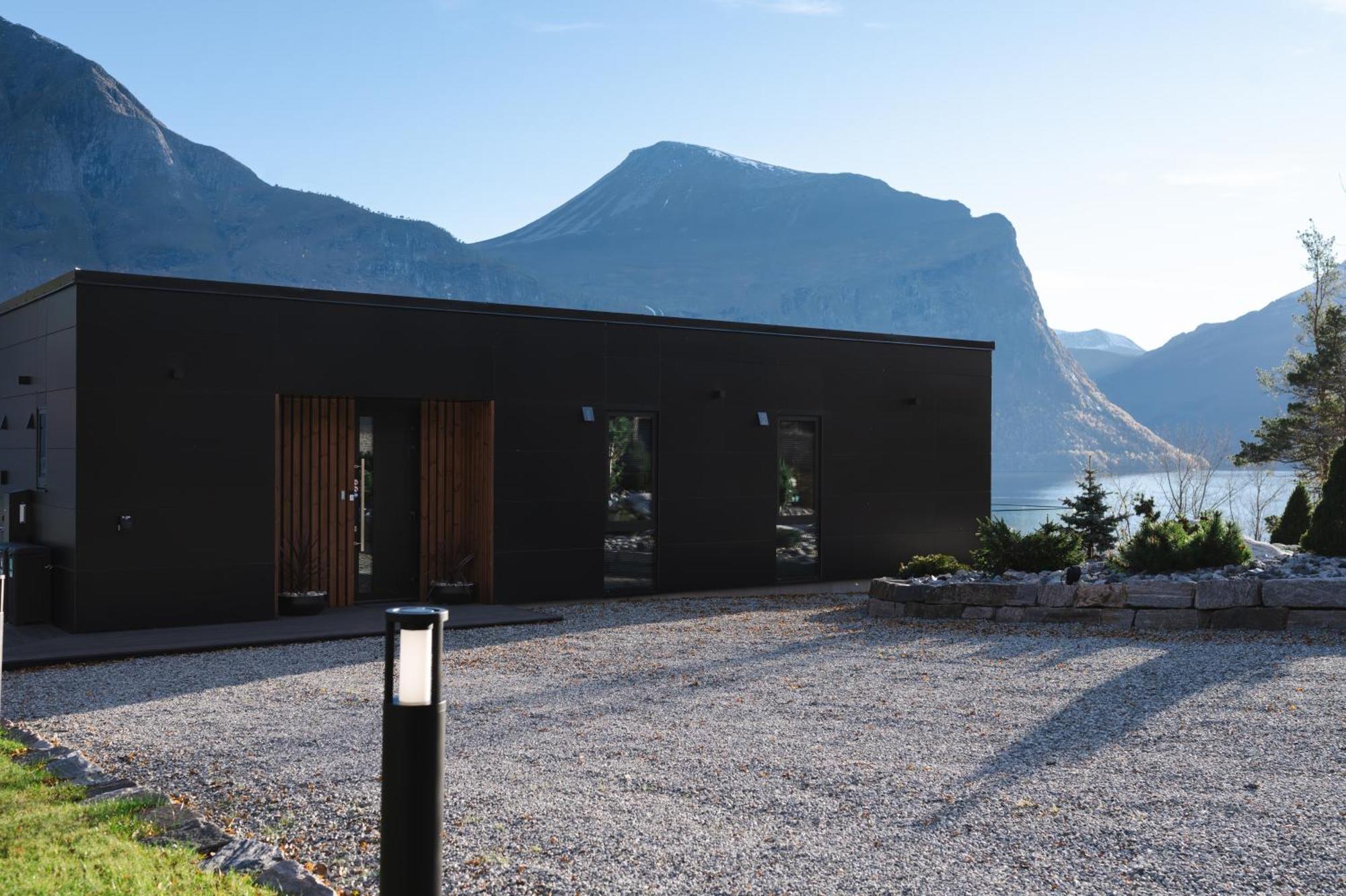 Villa Kristina / Andalsnes Torvik Εξωτερικό φωτογραφία